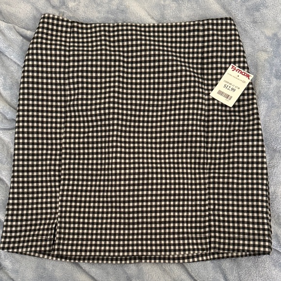 Eyeshadow Dresses & Skirts - Eyeshadow Monochrome Checkered Pencil Skirt